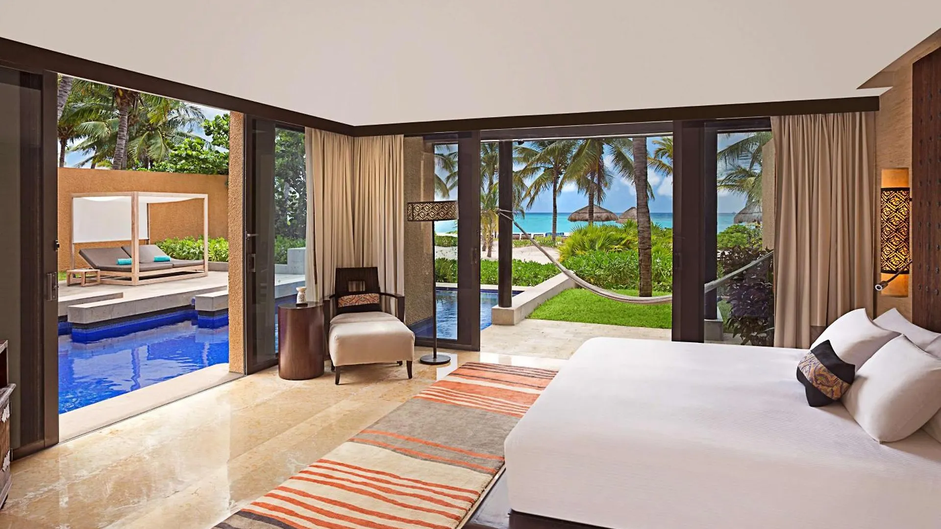 Banyan Tree Mayakoba Lafitte