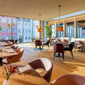 nh-collection-copenhagen.copenhagenhotelselect.com/